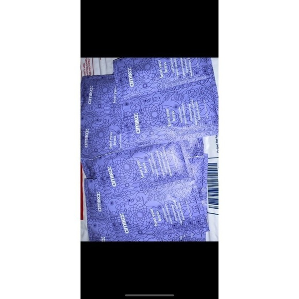 Amika Bust Your Brass Shampoo Conditioner Packets Toning travel set of 5